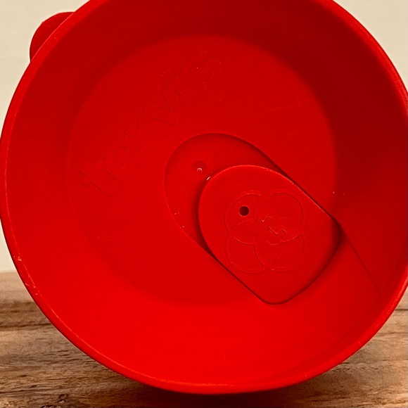 Tervis Dr. Seuss Grinch/Cindy Lou Tumbler
 Cindy Lou 16oz - Picture 6 of 10